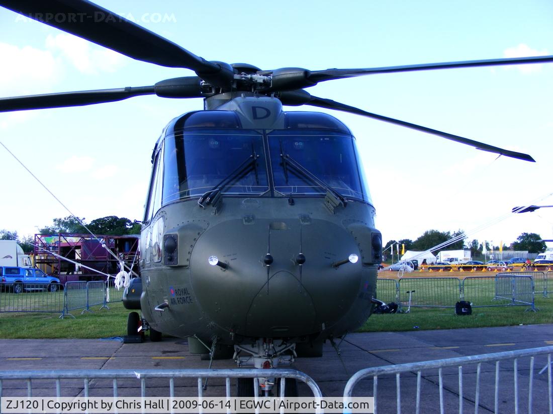 ZJ120, AgustaWestland EH-101 Merlin HC.4 C/N 50083/RAF04, EHI EH-101 Merlin HC3