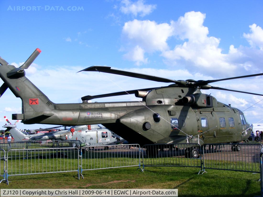 ZJ120, AgustaWestland EH-101 Merlin HC.4 C/N 50083/RAF04, EHI EH-101 Merlin HC3