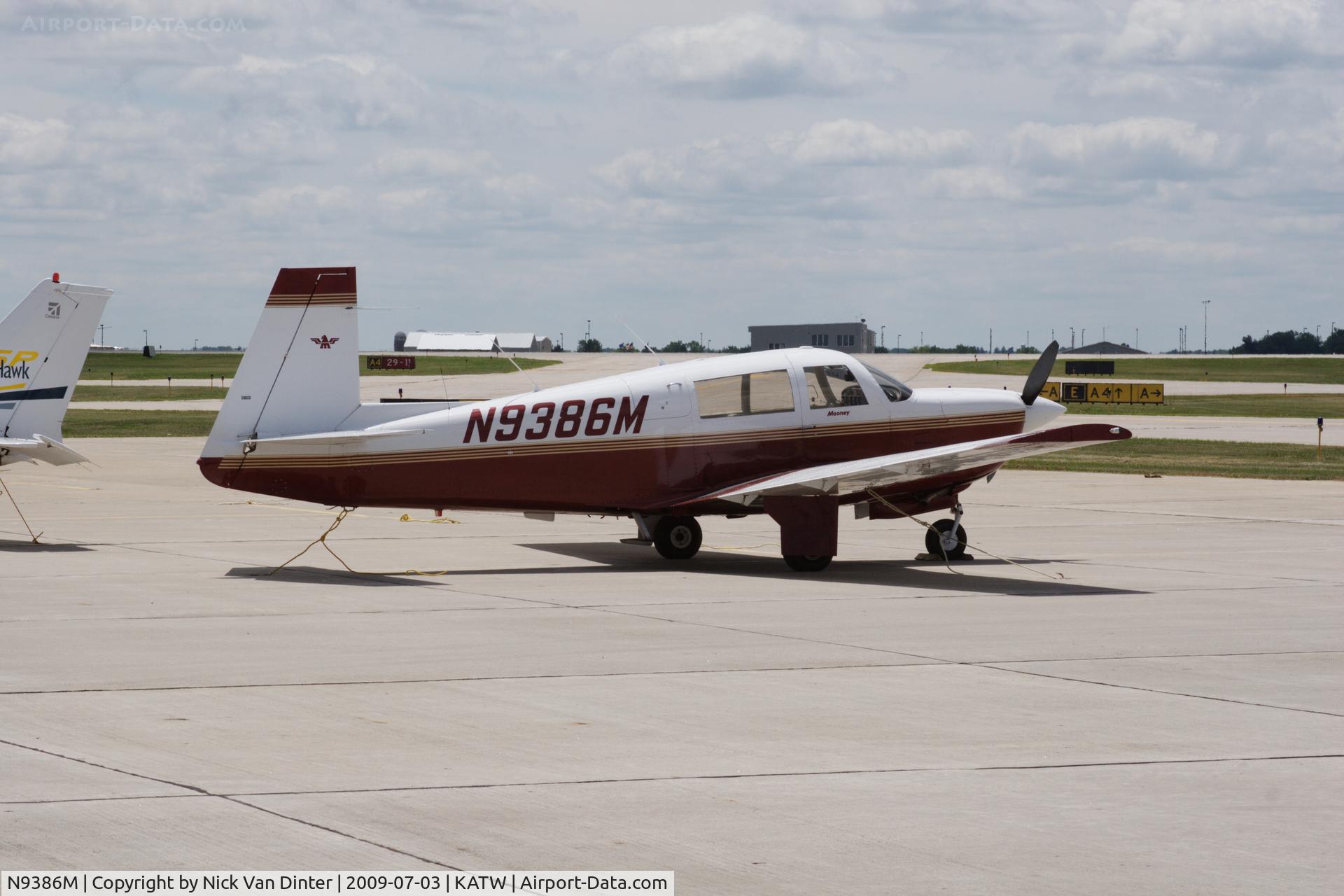 N9386M, 1966 Mooney M20F Executive C/N 670010, 1966 Mooney M20F