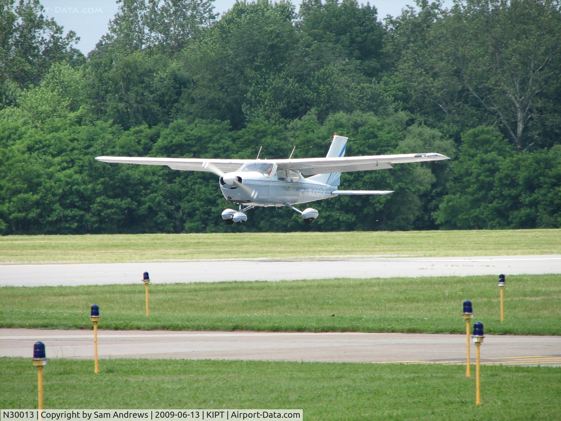 N30013, 1968 Cessna 177 Cardinal C/N 17701023, Landing, No kidding right?