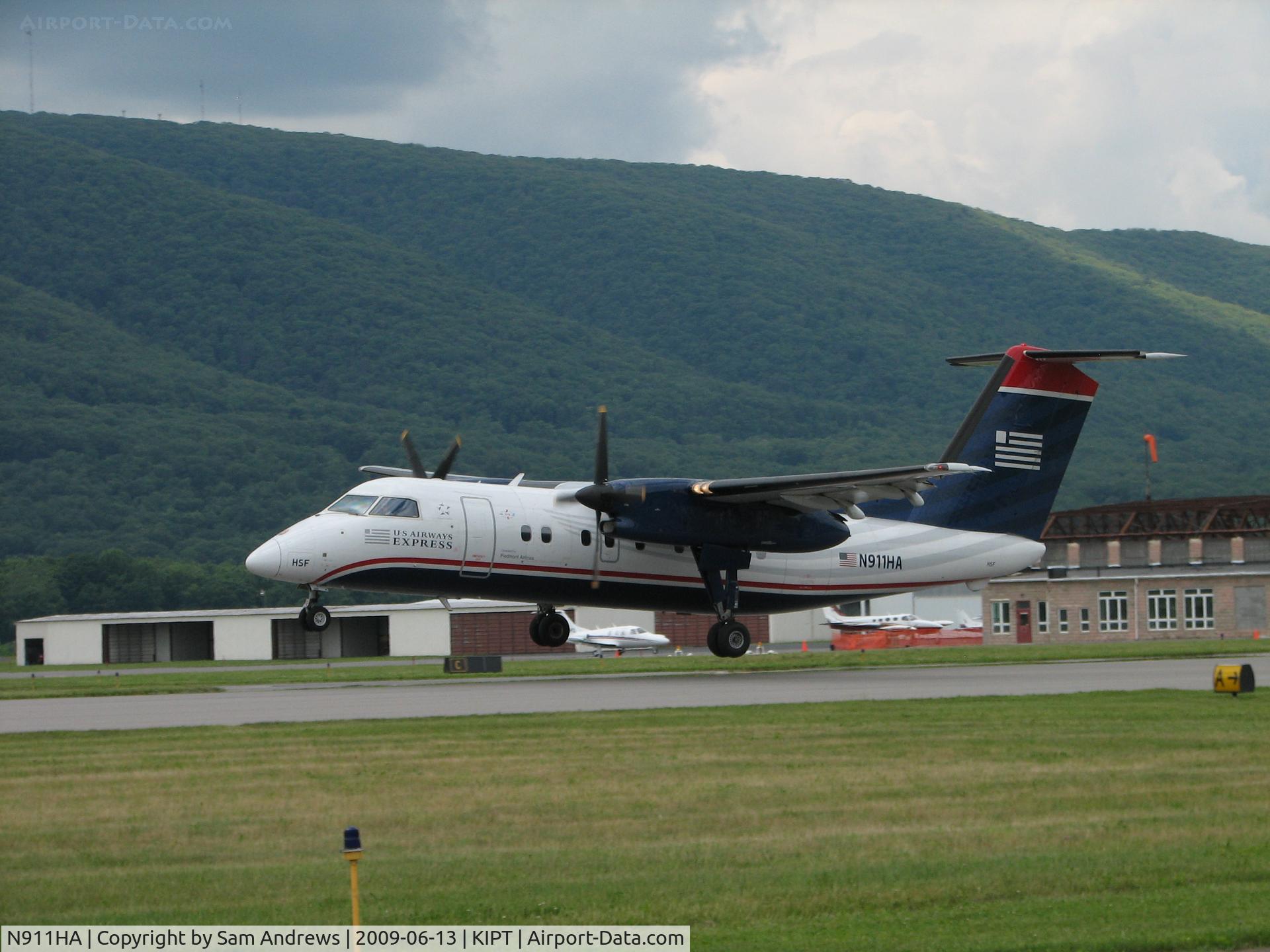 N911HA, De Havilland Canada DHC-8-102 Dash 8 C/N 034, A new paint job!!