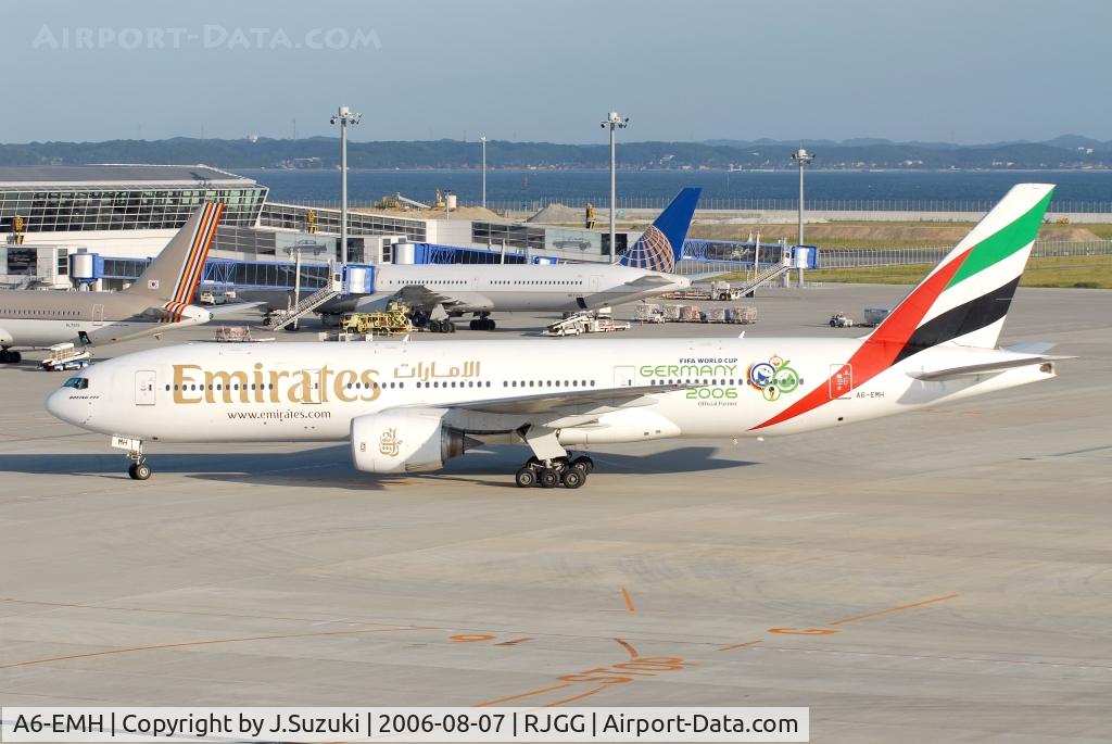 A6-EMH, 1997 Boeing 777-21H/ER C/N 27251, We can't see EK now...