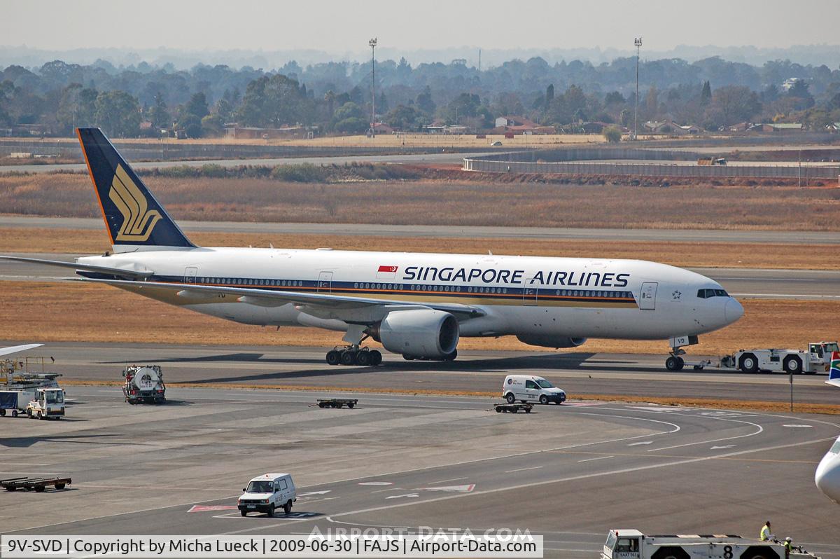 9V-SVD, 2001 Boeing 777-212/ER C/N 30869, At Jo'burg