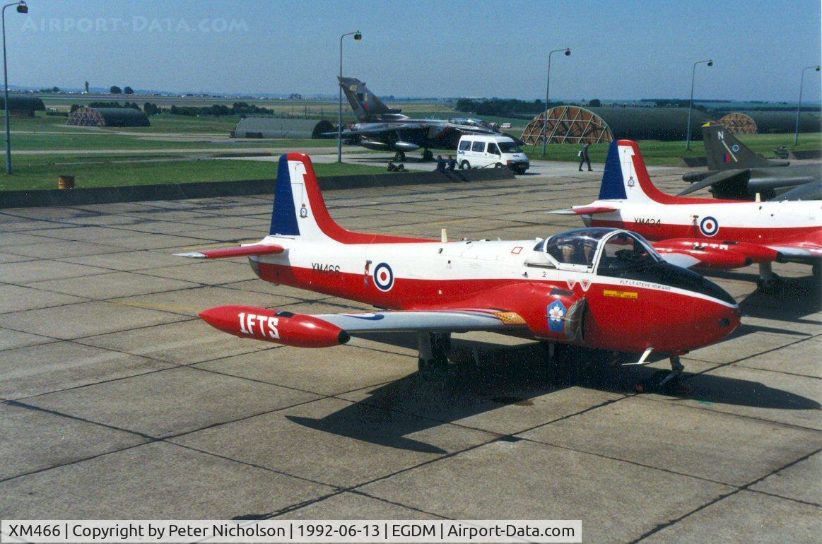 XM466, 1960 Hunting P-84 Jet Provost T.3A C/N PAC/W/9274, Jet Provost T.3A, callsign Blade, of 1 Flying Training School at the 1992 Air Tattoo Intnl at Boscombe Down.