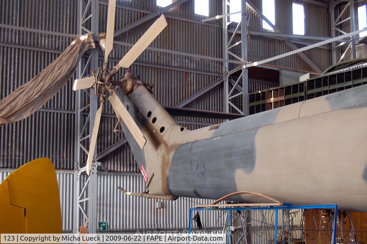 123, Aérospatiale SA-330C Puma C/N 035, At the SAAF Museum in Port Elizabeth