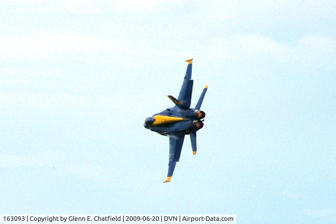 163093, McDonnell Douglas F/A-18A Hornet C/N 0475/A391, Blue Angels at the Quad Cities Air Show, and I'm shooting into the sun.