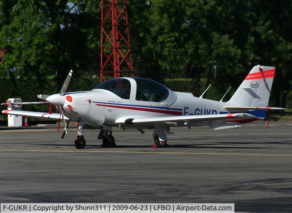 F-GUKR, Grob G-120A-F C/N 85051, Parked...