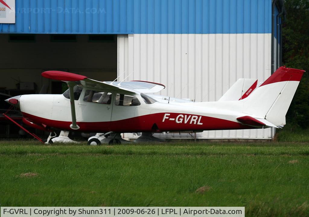 F-GVRL, Cessna 172RG Cutlass RG C/N 172RG-0222, Parked...