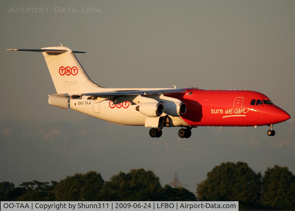 OO-TAA, 1989 British Aerospace BAe.146-300 C/N E3151, Landing rwy 32R