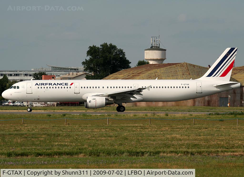 F-GTAX, 2009 Airbus A321-212 C/N 3930, Ready for take off rwy 32R with new livery...