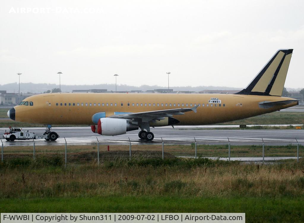 F-WWBI, 2009 Airbus A320-214 C/N 3952, C/n 3952 - Stored aircraft but normally for Iberia