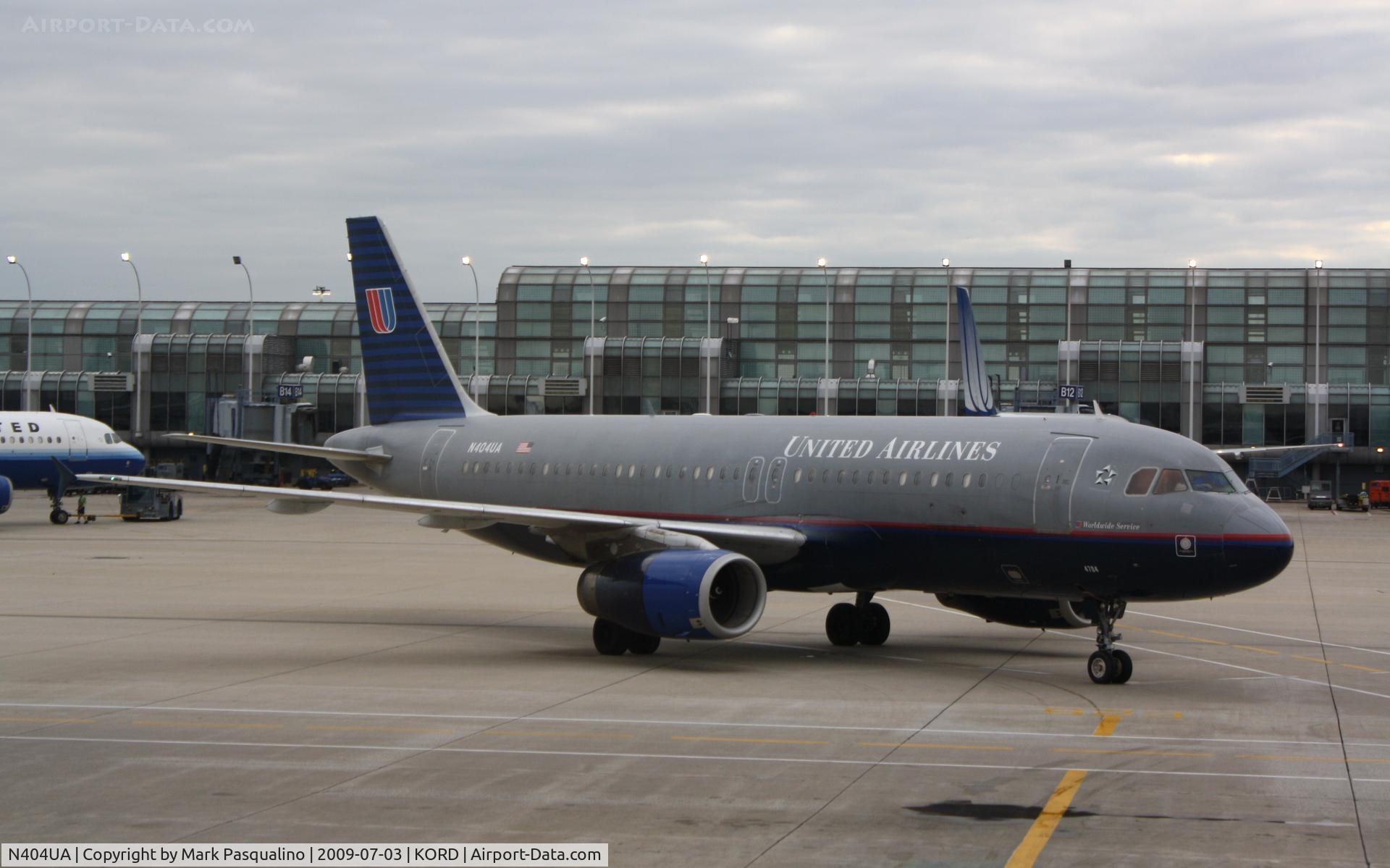 N404UA, 1993 Airbus A320-232 C/N 450, Airbus A320