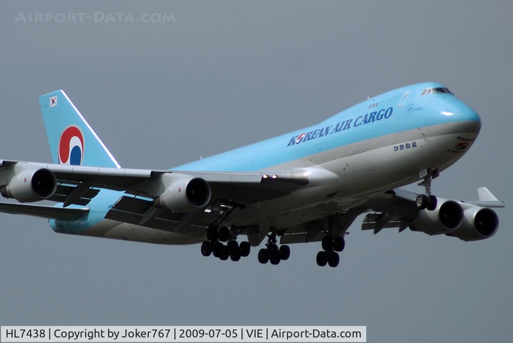 HL7438, 2003 Boeing 747-4B5ERF C/N 33515, Korean Air Cargo Boeing 747-4B5F