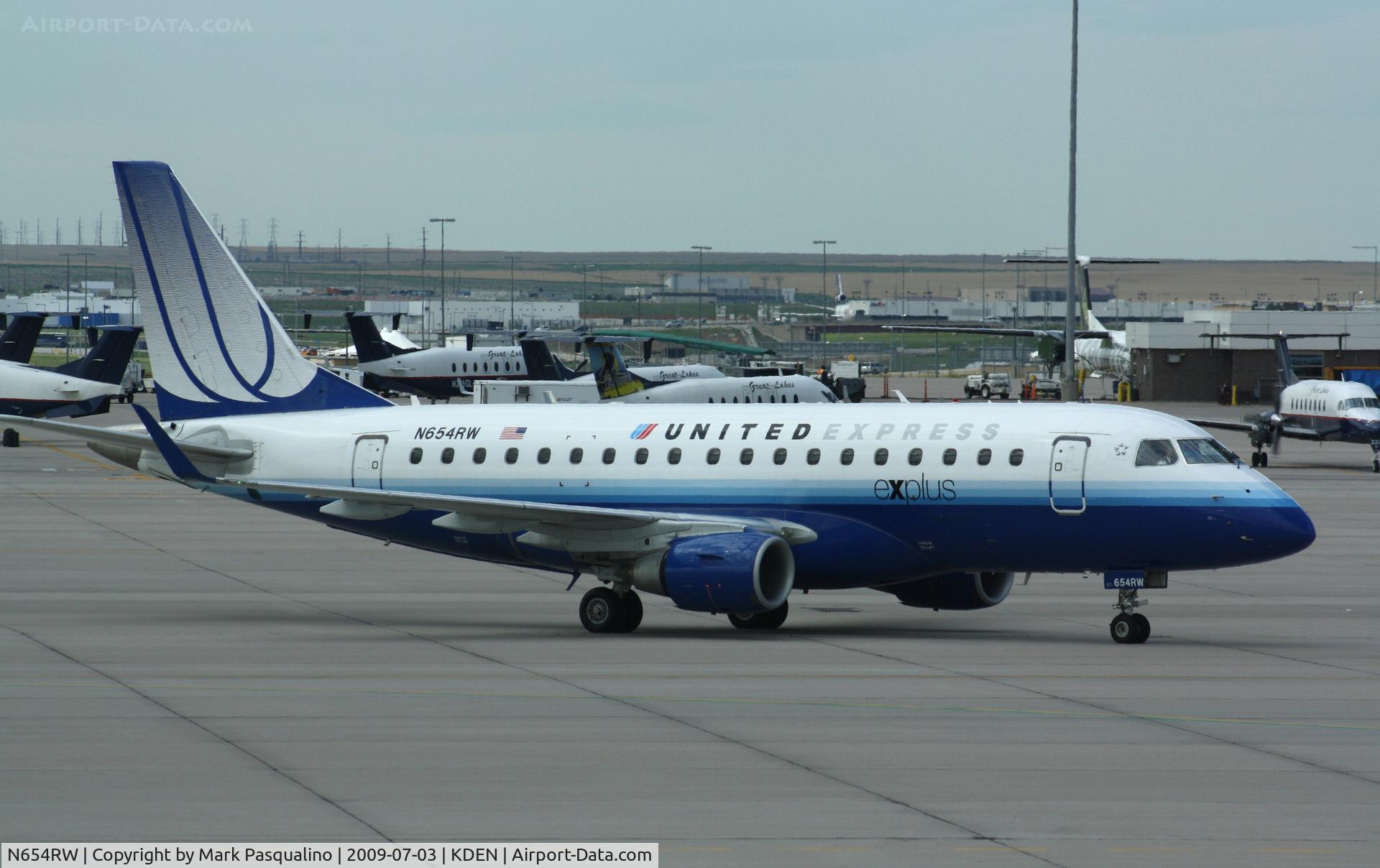 N654RW, 2005 Embraer 170SE (ERJ-170-100SE) C/N 17000104, ERJ 170-100 SE