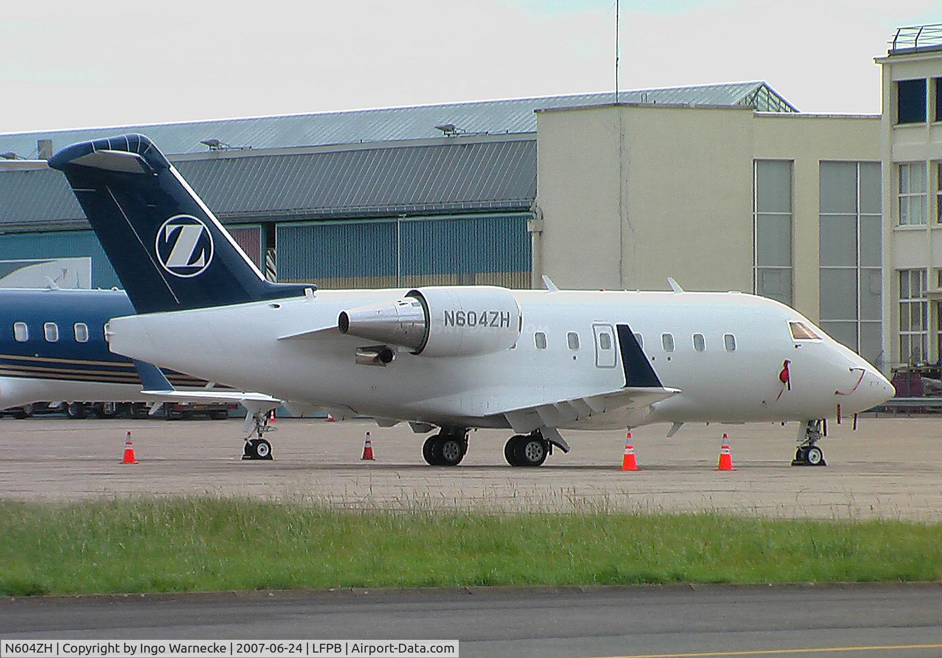 N604ZH, 1998 Canadair Challenger 604 (CL-600-2B16) C/N 5376, Canadair CL-600-2B15 Challenger 604 at Paris/Le-Bourget airport during Paris Aerosalon 2007
