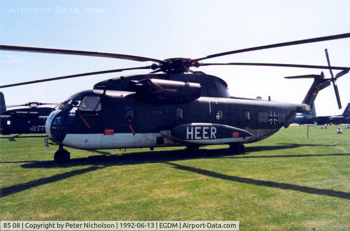 85 08, Sikorsky (VFW-Fokker) CH-53G C/N V65-106, CH-53G, callsign German Army November 80, of MHFTR-25 at the 1992 Air Tattoo Intnl at Boscombe Down.