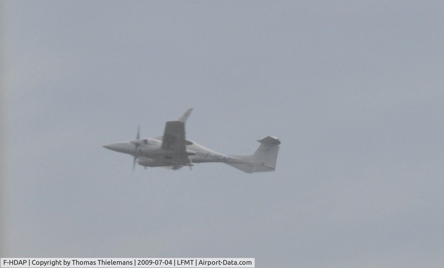 F-HDAP, 2007 Diamond DA-42 Twin Star C/N 42.266, in flight