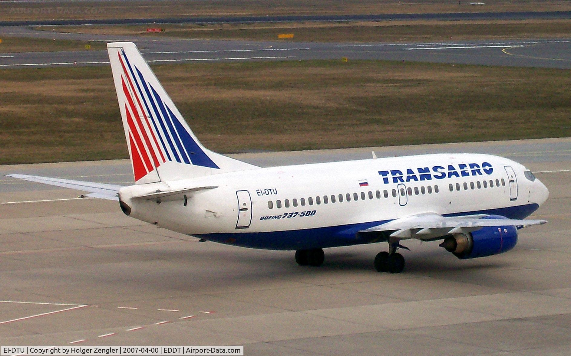 EI-DTU, 1991 Boeing 737-5Y0 C/N 25175, Taxiing to the runway