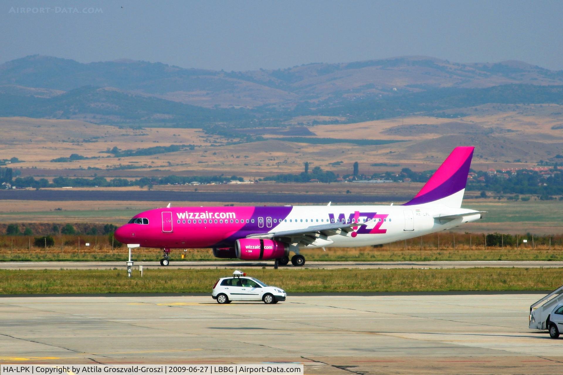 HA-LPK, 2007 Airbus A320-232 C/N 3143, Burgas-Sarafovo International Airport LBBG Bulgaria