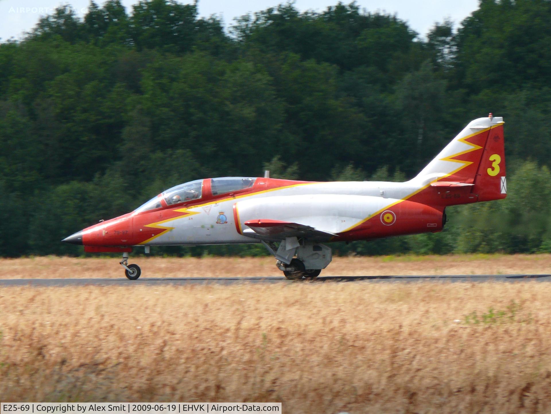 E25-69, CASA C-101EB Aviojet C/N EB01-65-075, CASA C101EB Aviojet E25-69/79-97/3 Spanish Air Force Patrulla Aguila