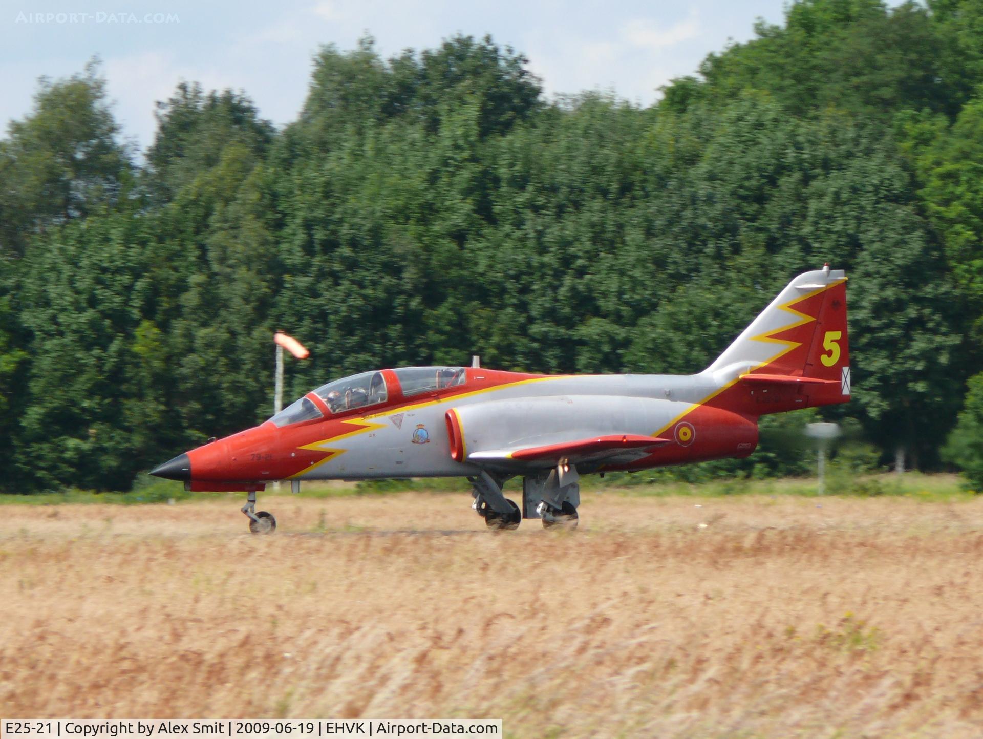 E25-21, CASA C-101EB Aviojet C/N EB01-21-021, CASA C101EB Aviojet E25-13/79-21/5 Spanish Air Force Patrulla Aguila