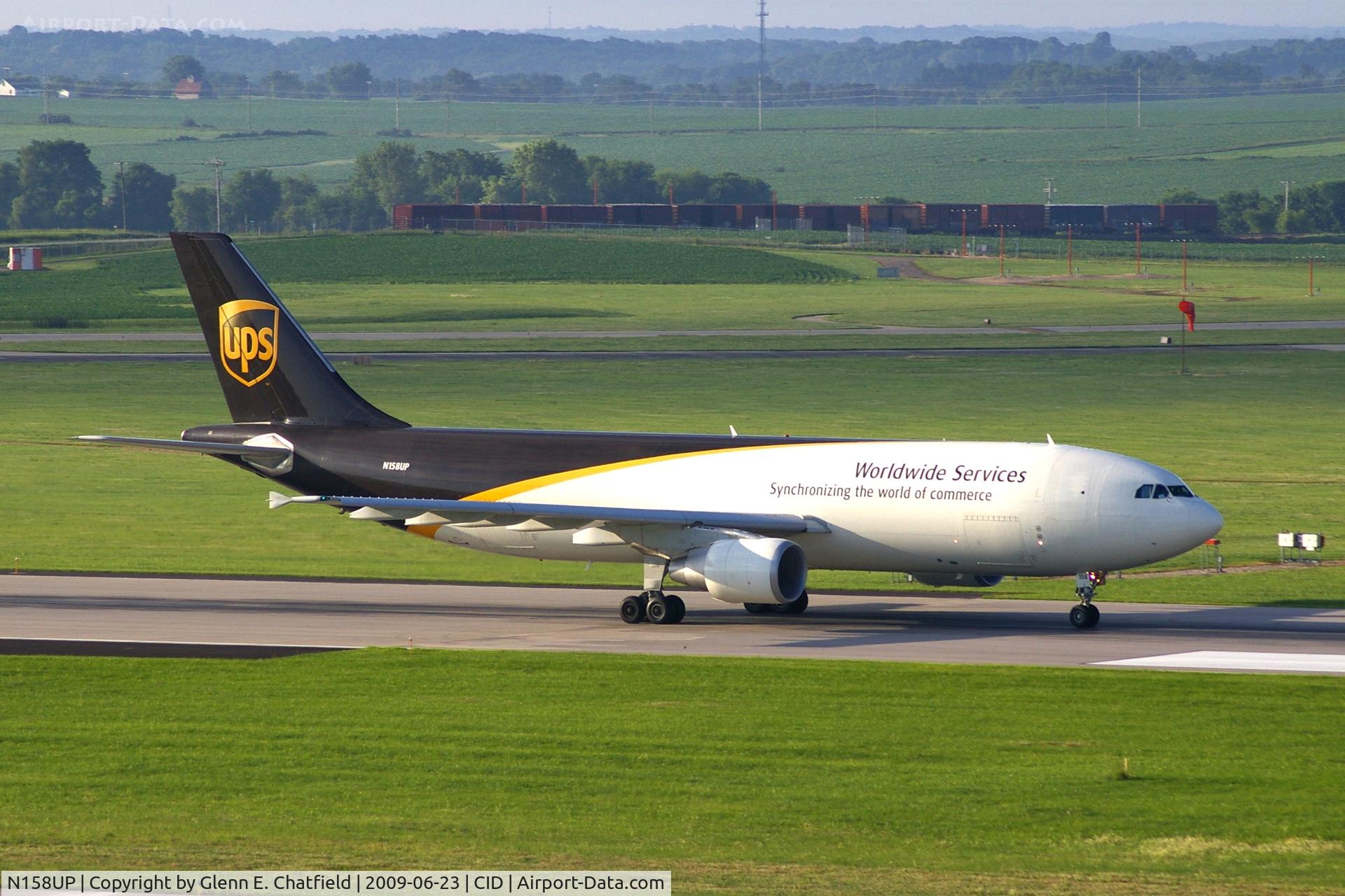 N158UP, 2004 Airbus A300F4-622R C/N 0847, Take-off roll Runway 27