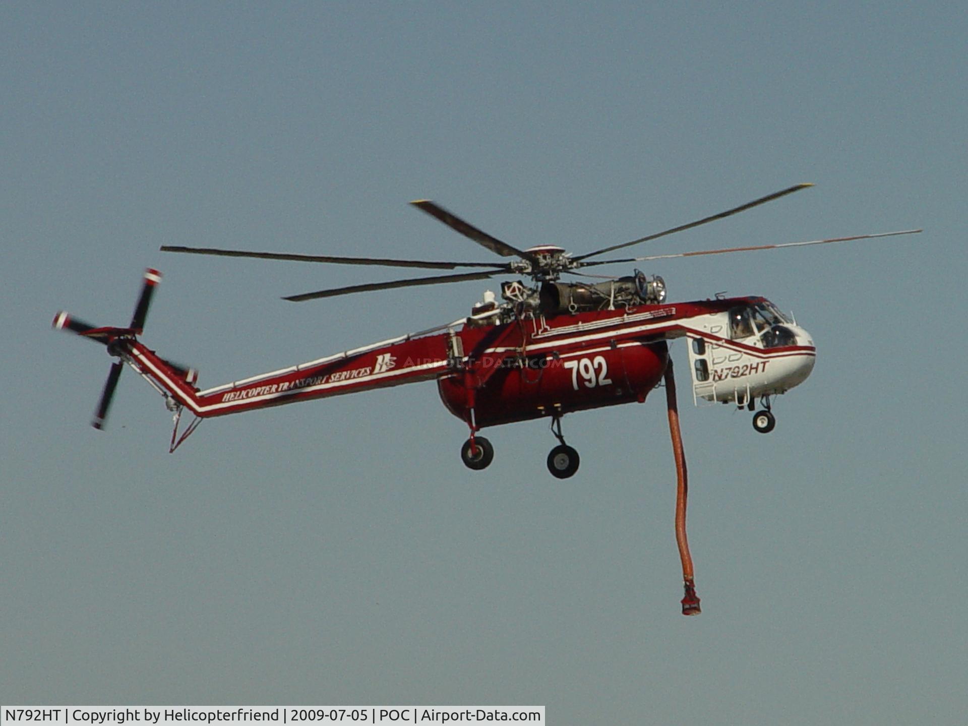 N792HT, 1968 Sikorsky CH-54A Tarhe C/N 64.049, Landing on the eastside for fuel
