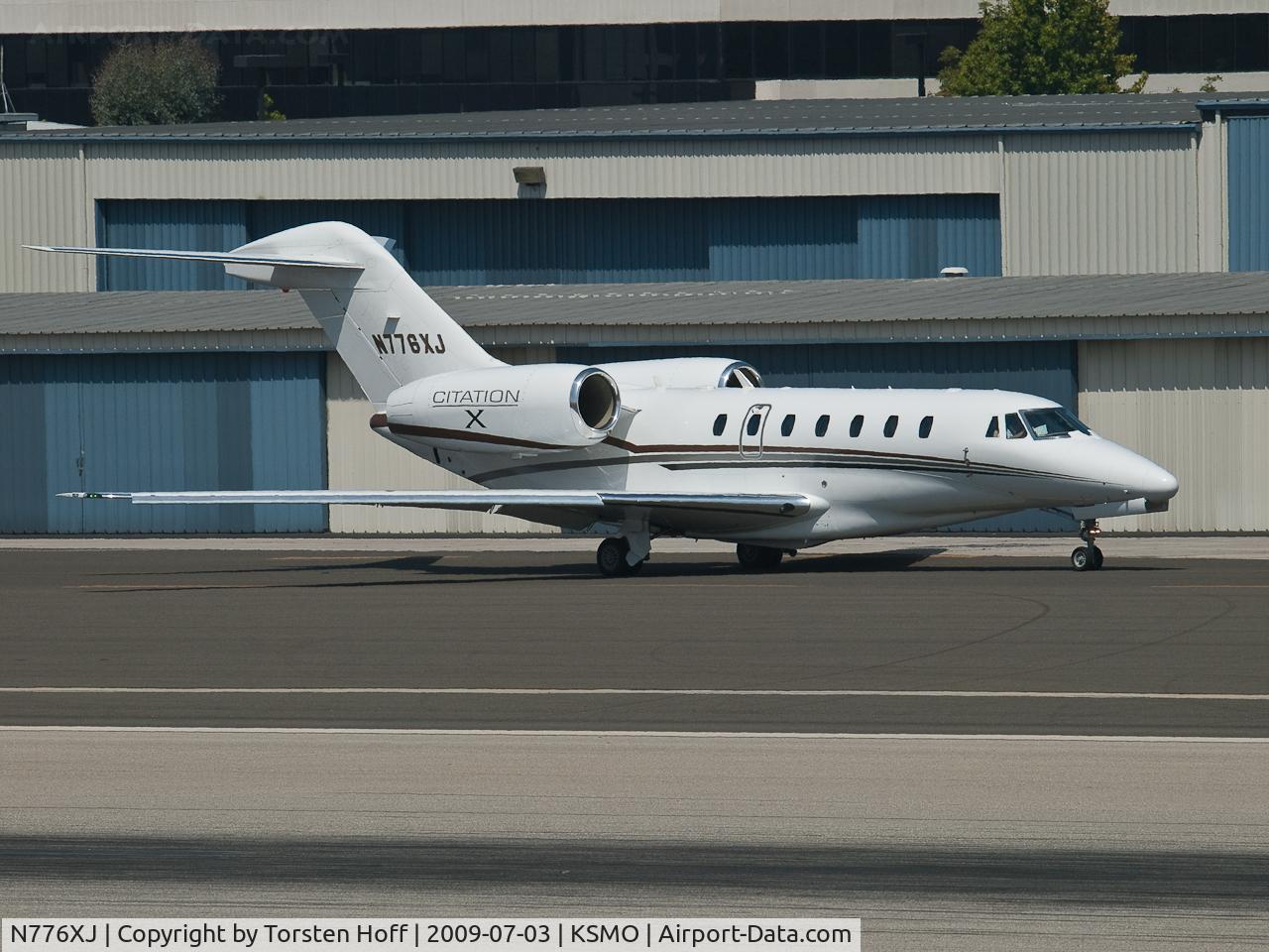 N776XJ, 2007 Cessna 750 Citation X C/N 750-0276, N776XJ taxiing