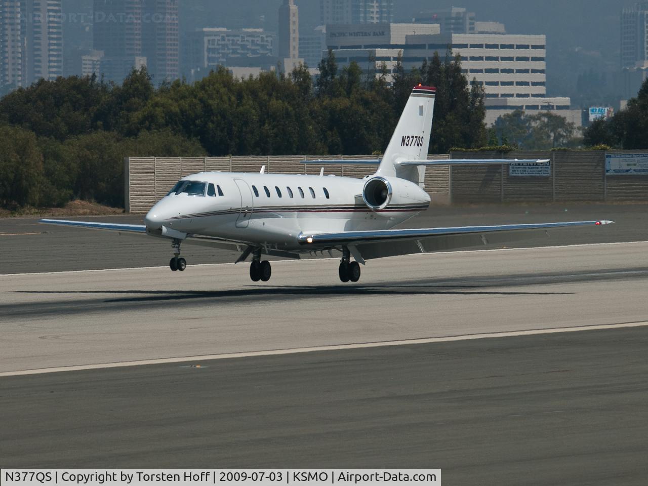 N377QS, 2008 Cessna 680 Citation Sovereign C/N 680-0187, N377QS arriving on RWY 21