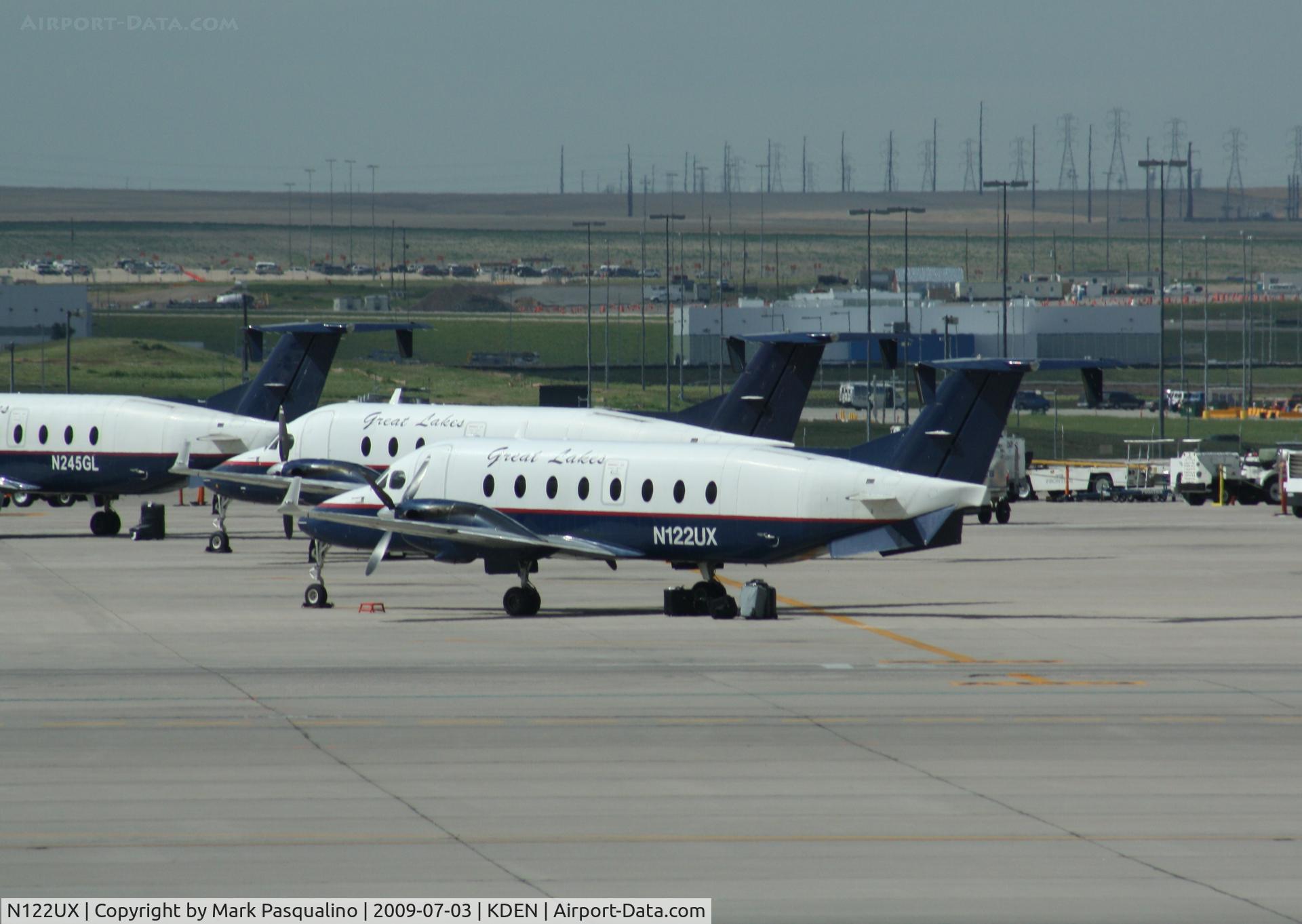 N122UX, 1994 Beech 1900D C/N UE-122, Beech 1900D