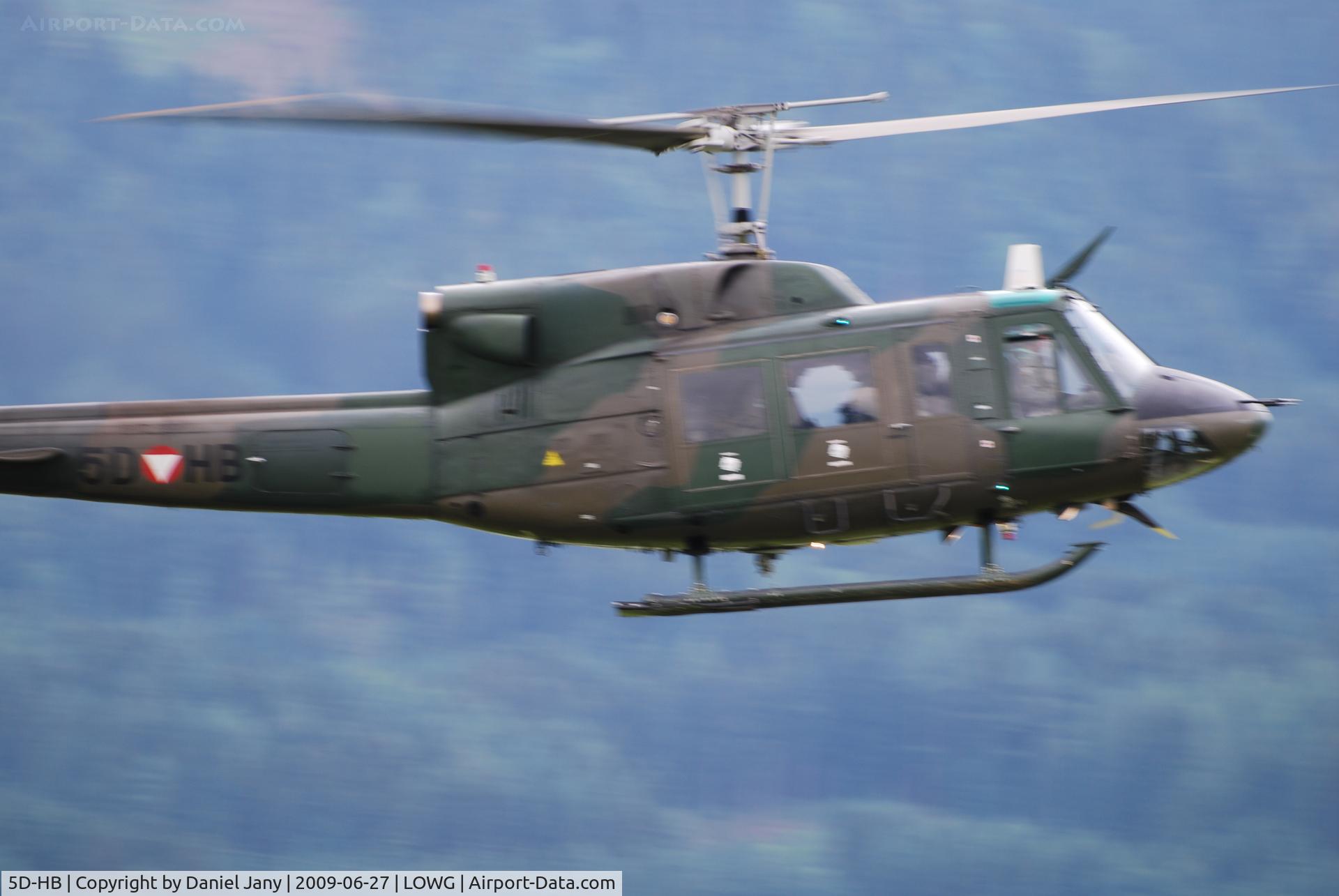 5D-HB, Agusta AB-212 C/N 5598, Airpower 09