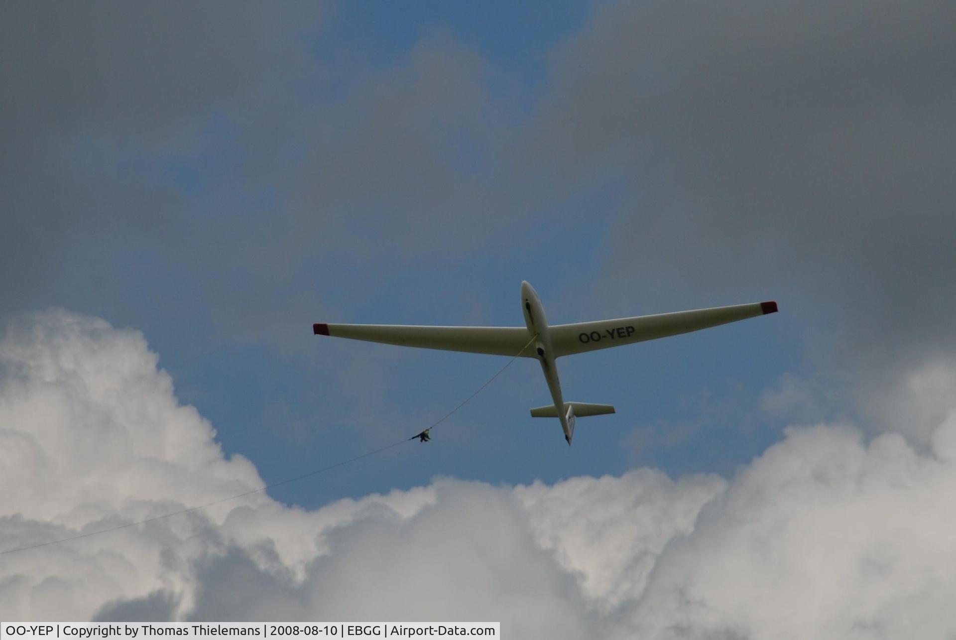 OO-YEP, 1988 Schleicher ASK-21 C/N 21128, opendeur VZP 2008