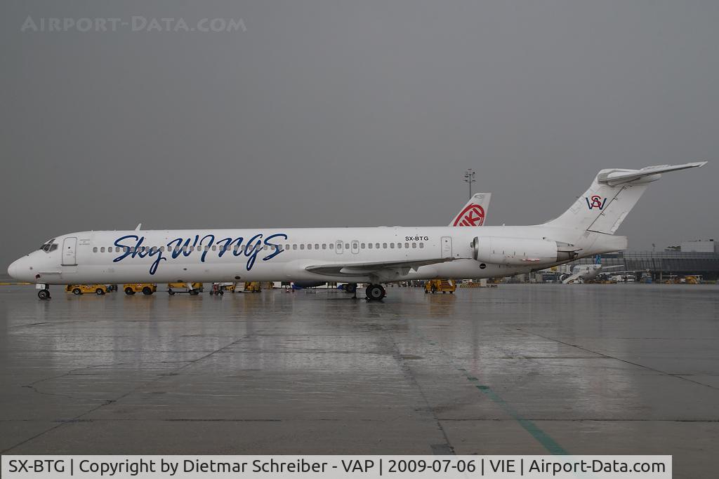 SX-BTG, 1989 McDonnell Douglas MD-83 (DC-9-83) C/N 49856/1675, Skywings MD80