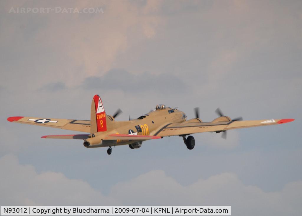 N93012, 1944 Boeing B-17G-30-BO Flying Fortress C/N 32264, Nine-O-Nine
