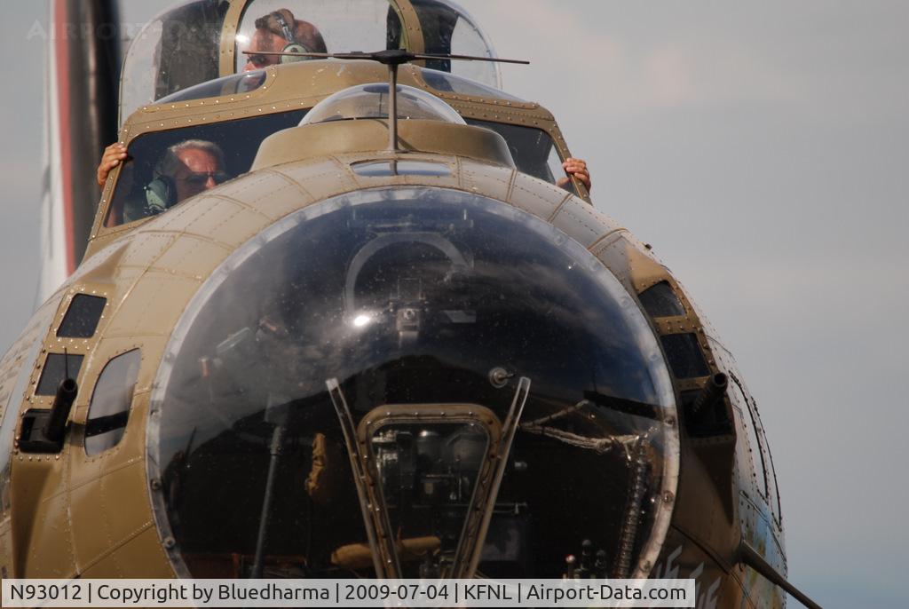 N93012, 1944 Boeing B-17G-30-BO Flying Fortress C/N 32264, Nine-O-Nine