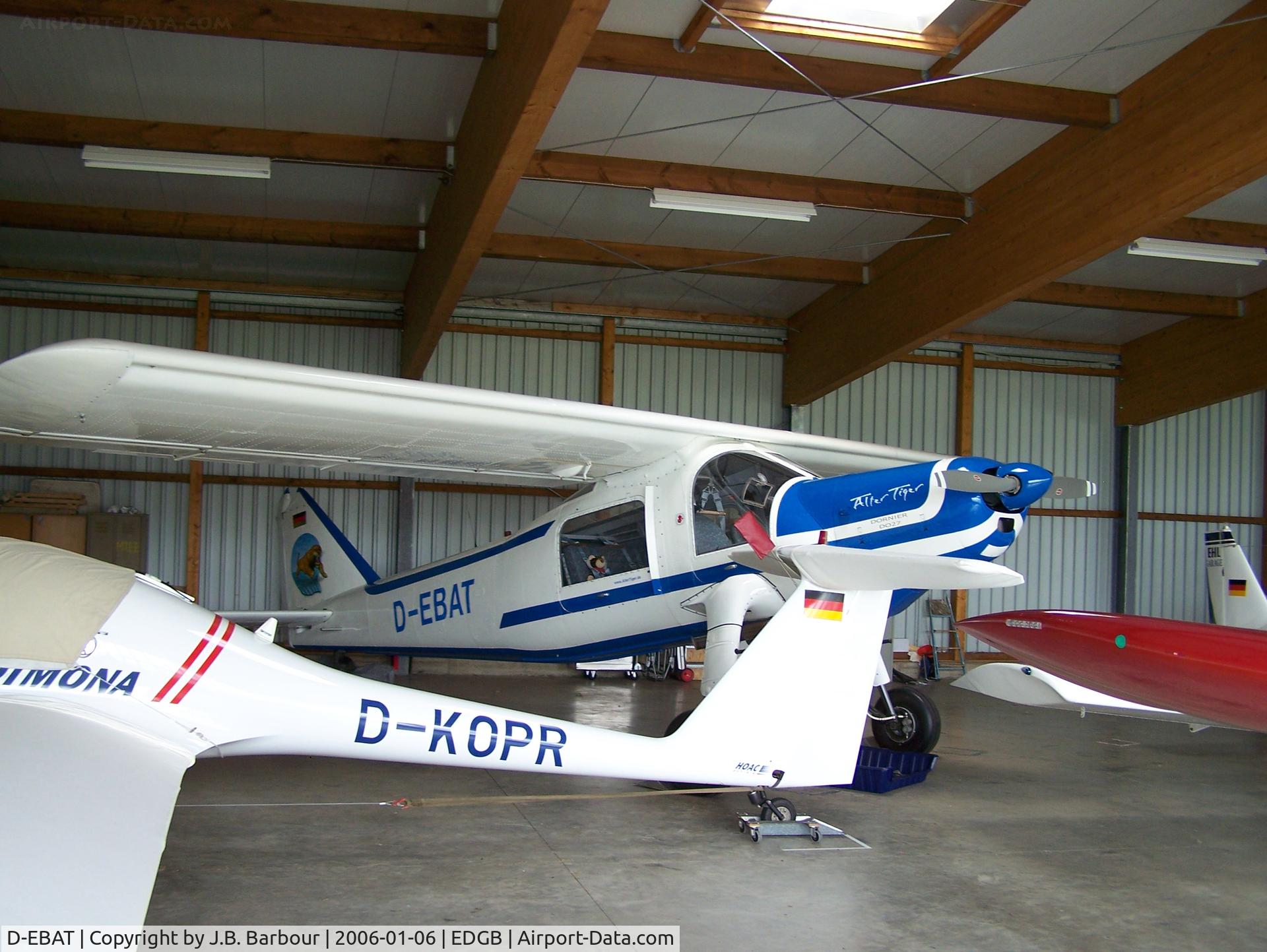D-EBAT, Dornier Do-27A-4 C/N 451, Britsched Airfield, Germany.  Very nice Do.27  Very nice indeed