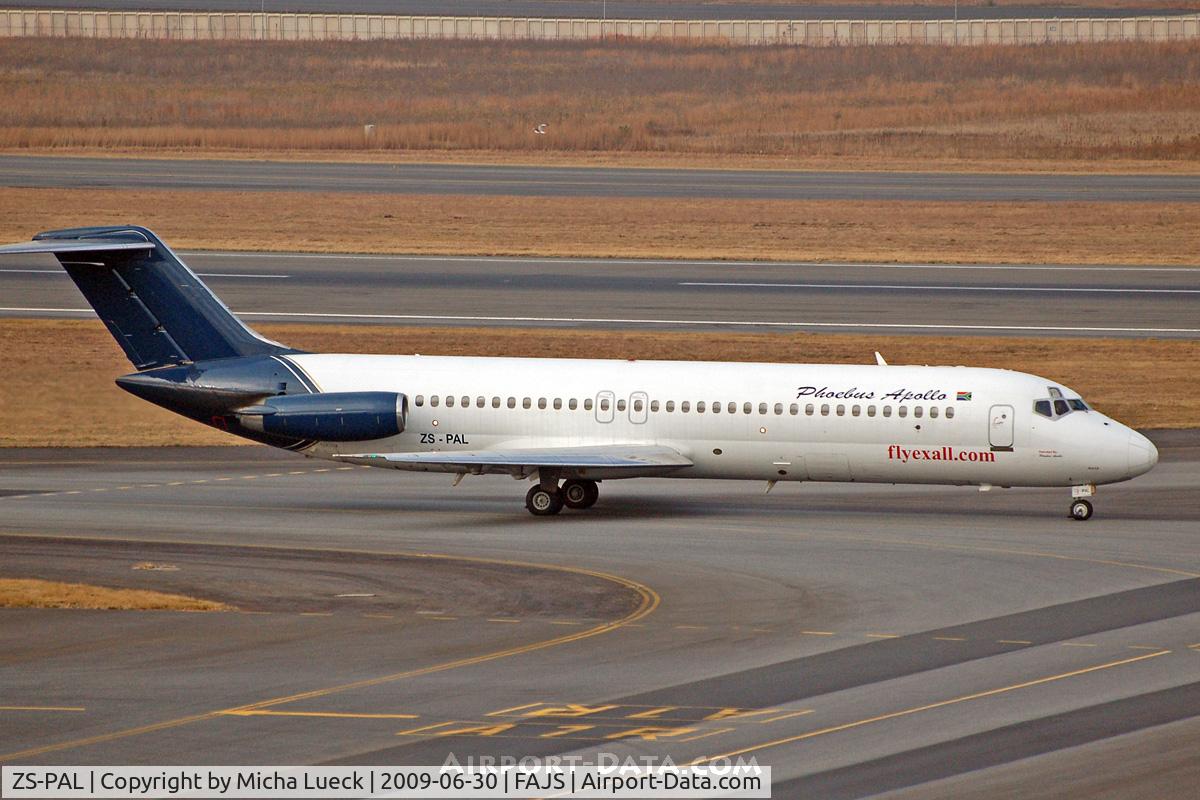ZS-PAL, 2010 McDonnell Douglas DC-9-34CF C/N 47704/819, At Jo'burg