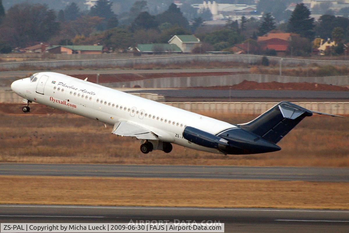 ZS-PAL, 2010 McDonnell Douglas DC-9-34CF C/N 47704/819, At Jo'burg