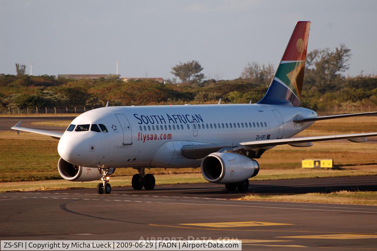ZS-SFI, 2004 Airbus A319-131 C/N 2375, At Durban