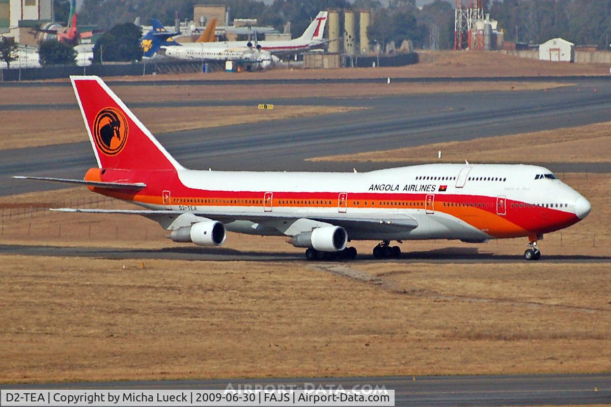 D2-TEA, 1986 Boeing 747-312 C/N 23410, At Jo'burg