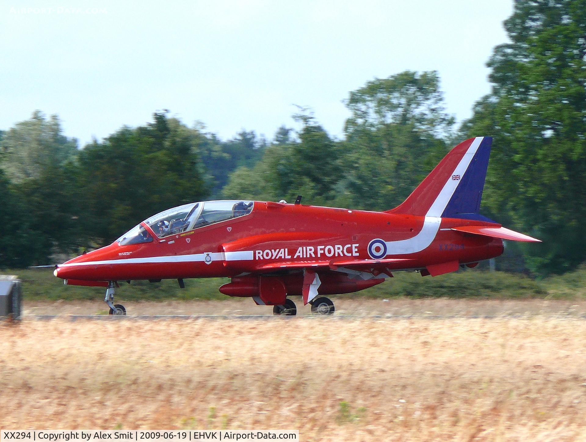 XX294, 1979 Hawker Siddeley Hawk T.1 C/N 122/312119, British Aerospace Hawk T1 XX294 Royal Air Force Red Arrows