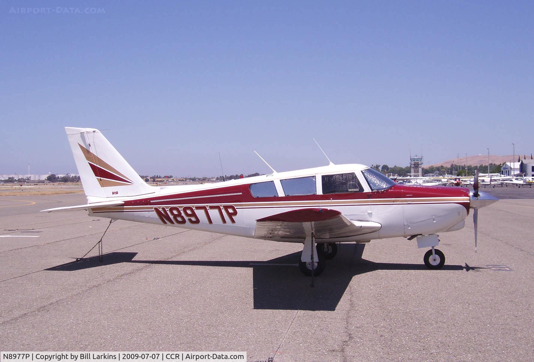 N8977P, 1966 Piper PA-24-260 Comanche B C/N 24-4435, Visitor
