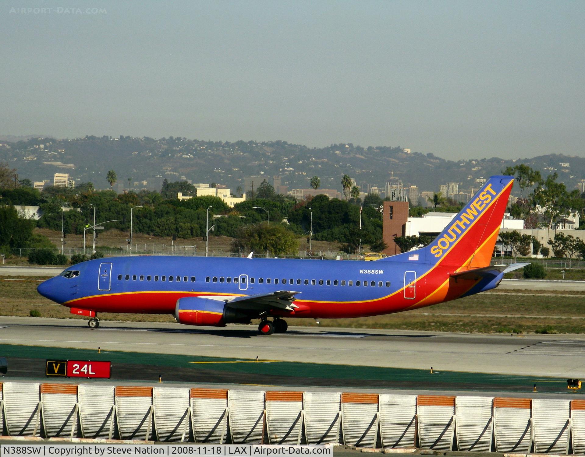 N388SW, 1994 Boeing 737-3H4 C/N 26591, Southwest 1994 Boeing 737-3H4 in new colors w/o winglets