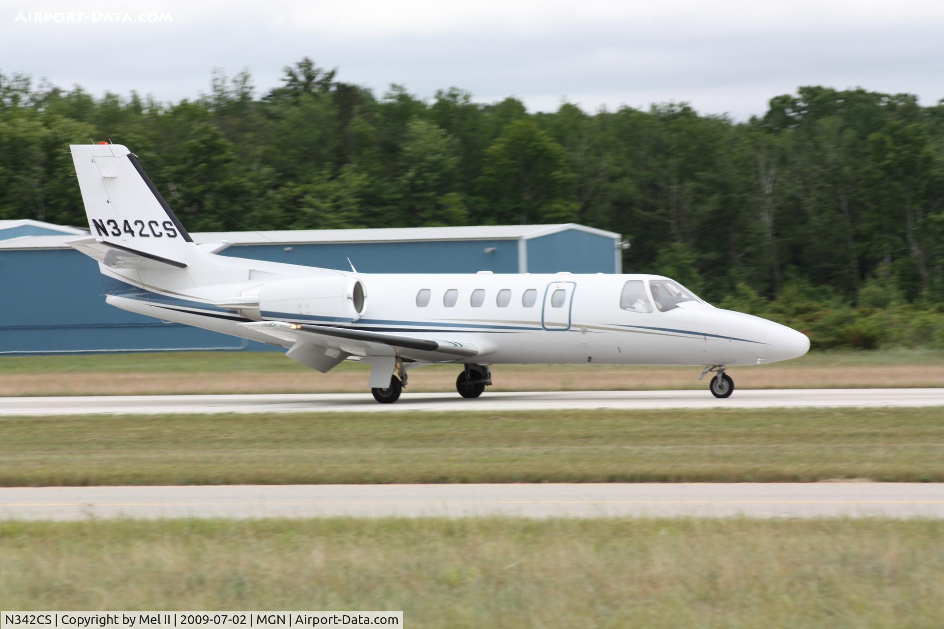 N342CS, 2005 Cessna 550 C/N 550-1101, FIV342 - KDET-KMGN - Landing RWY 28
