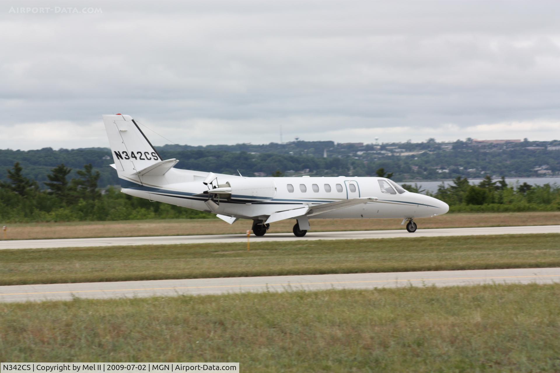 N342CS, 2005 Cessna 550 C/N 550-1101, FIV342 - KDET-KMGN - Landing RWY 28