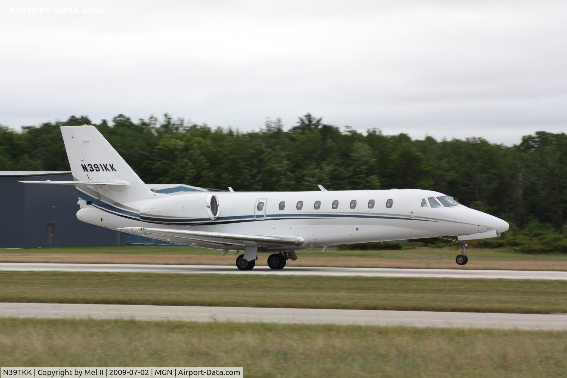 N391KK, 2006 Cessna 680 Citation Sovereign C/N 680-0074, Departing RWY 28