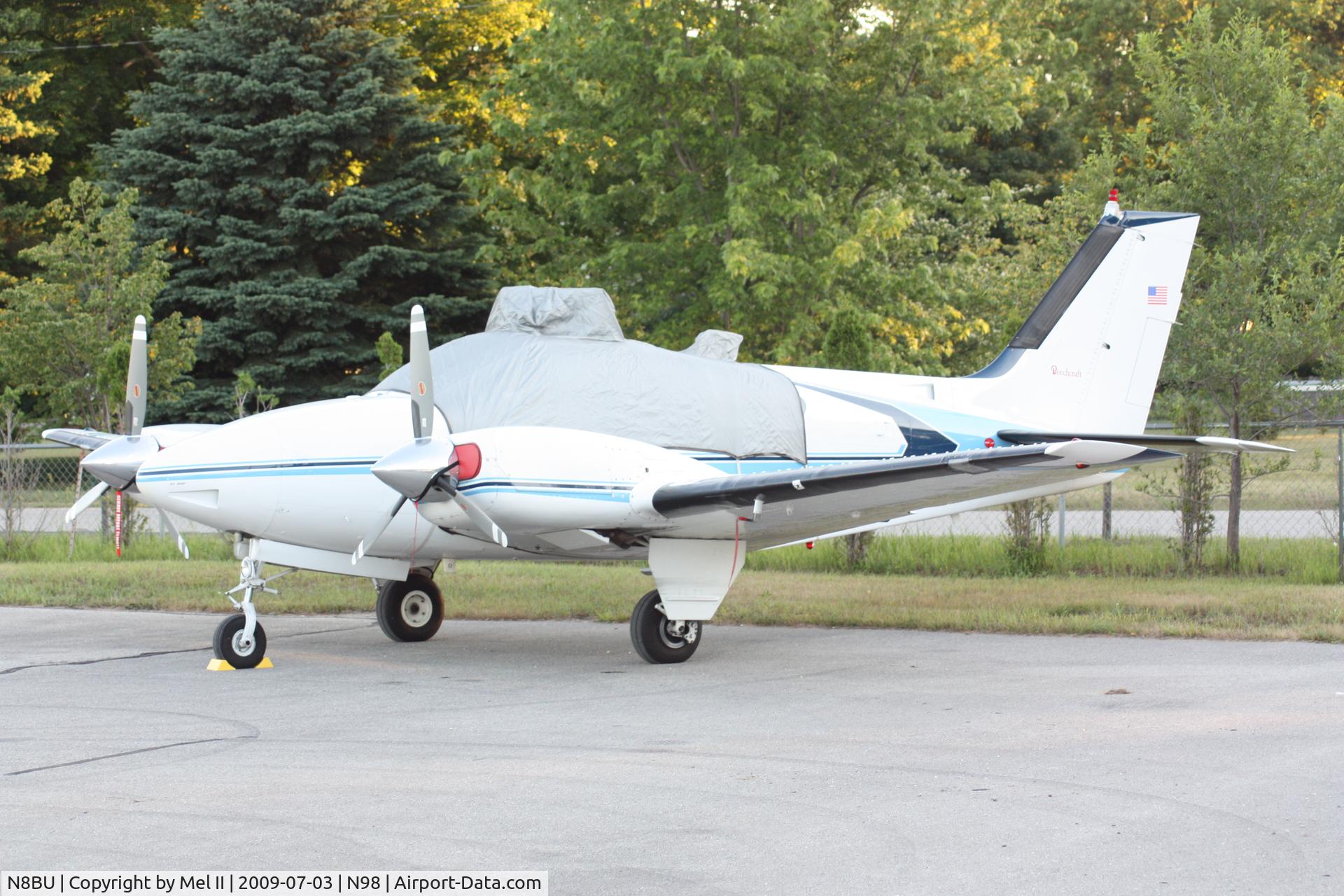 N8BU, 1970 Beech 95-B55 Baron C/N TC-1322, Parked