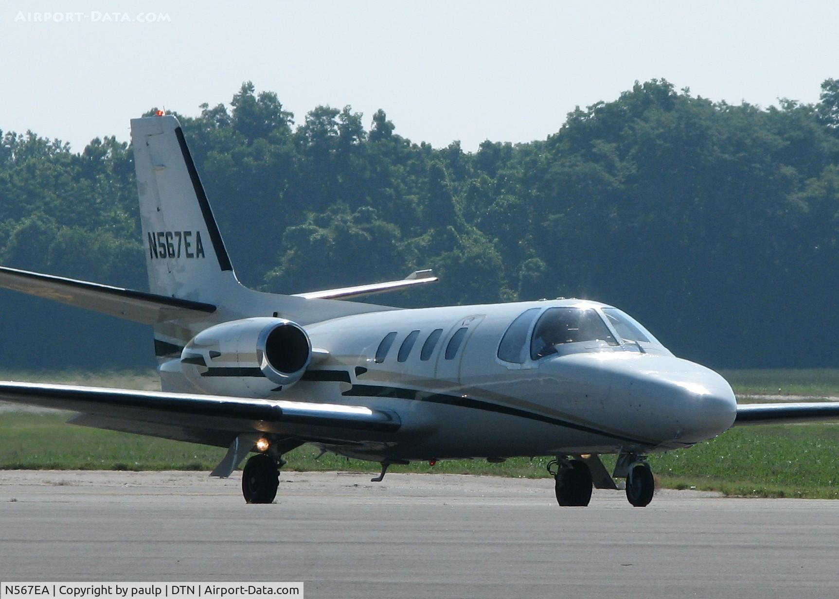 N567EA, 1973 Cessna 500 C/N 500-0067, Parking at Downtown Shreveport.