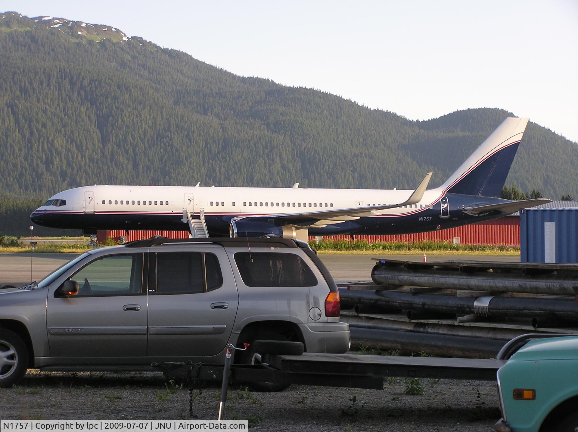 N1757, 1991 Boeing 757-23A C/N 24923, Juneau Alaska July 7, 2009