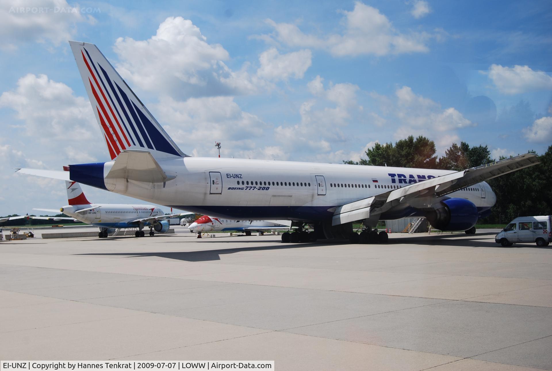 EI-UNZ, 1995 Boeing 777-222 C/N 26925, Transaero Boeing 777-200